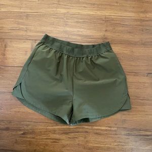 Madewell MWL pull on shorts olive green xxs